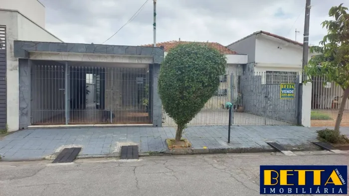 Casa com Edicula