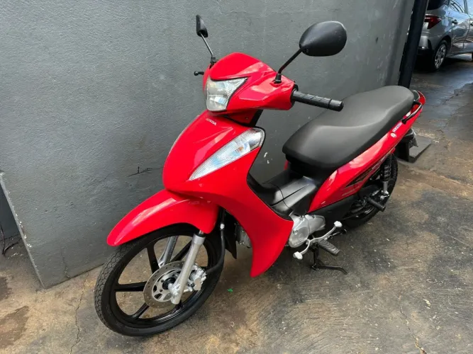 HONDA BIZ 125 EX VERMELHO 2015