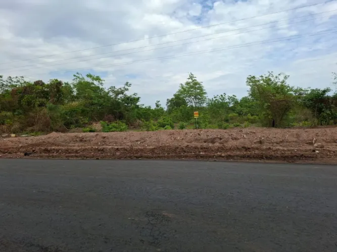 Terreno à venda no Bairro Pedra 90
