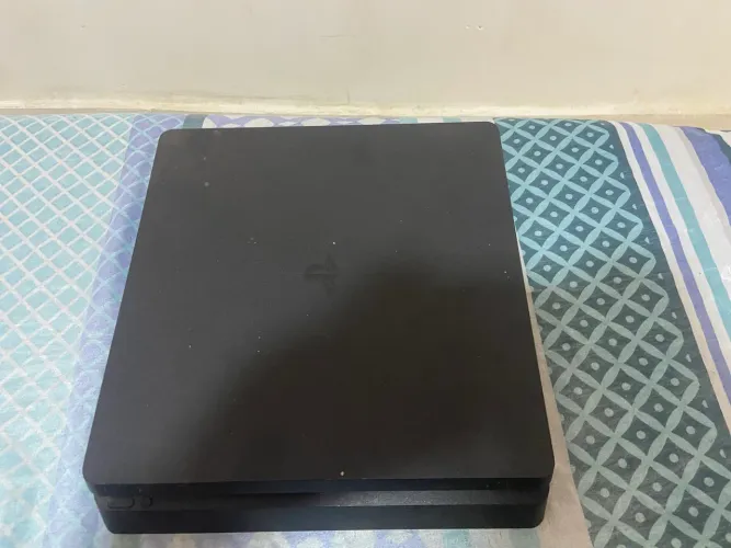 PlayStation 4 , 1 tb