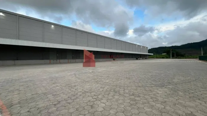 ARMAZÉM CROSSDOCKING 16.500 m² em NAVEGANTES/SC