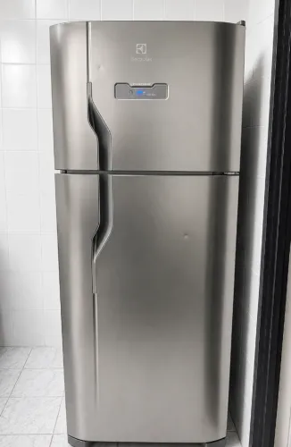 Geladeira Electrolux Frost Free 371L Inox DFX41 110V
