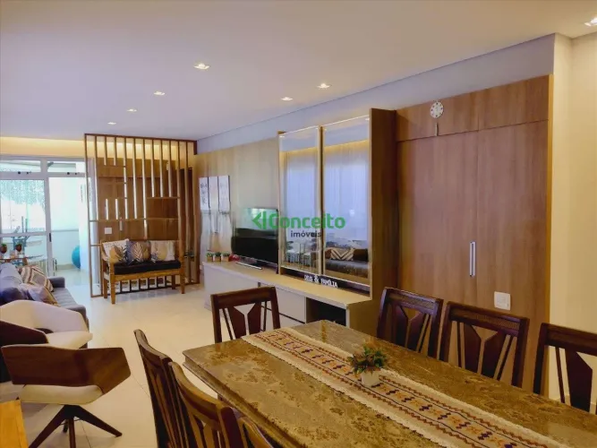 Apartamento à Venda - Frente | 4 Quartos | 2 Vagas Paralelas