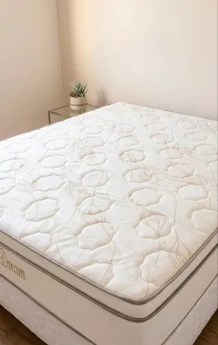Cama casal Box 