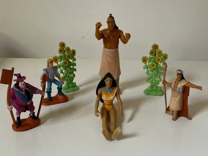 Miniaturas do filme Pocahontas da Disney