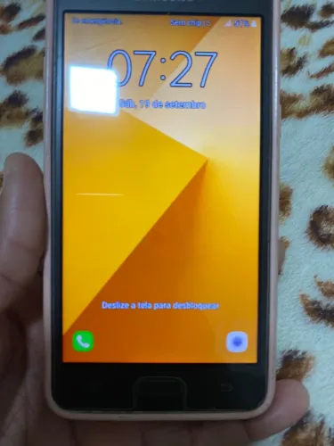 Vendo celular em ótimas condições