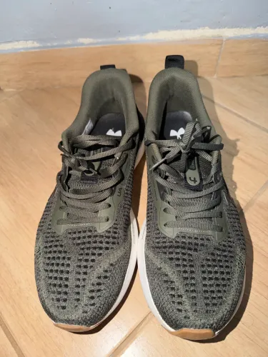 Tênis Under Armour