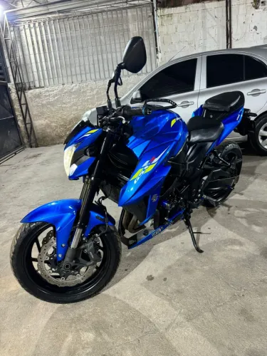 Gsx-S 750 2020 Ótimo estado Extra Oportunidade de Repasse 