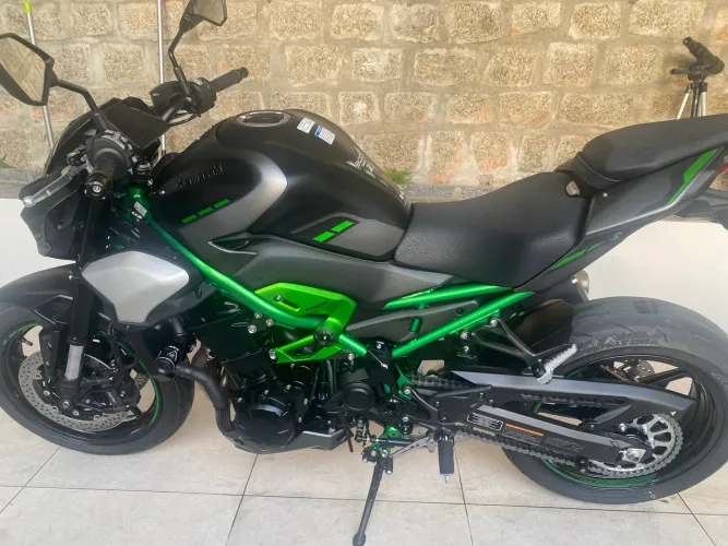Kawasaki z900 igual a zero!!!