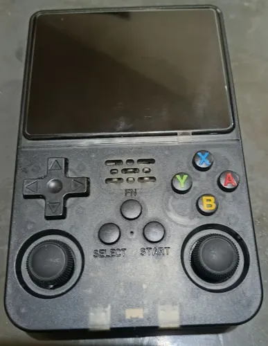 Console portátil R36s 