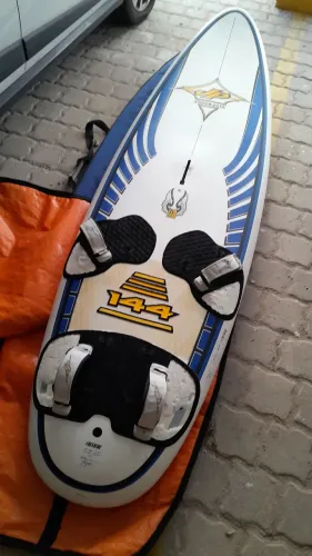 Windsurf completa , prancha, vela, mastro, retranca,  jp Austrália, neil pryde, chinook