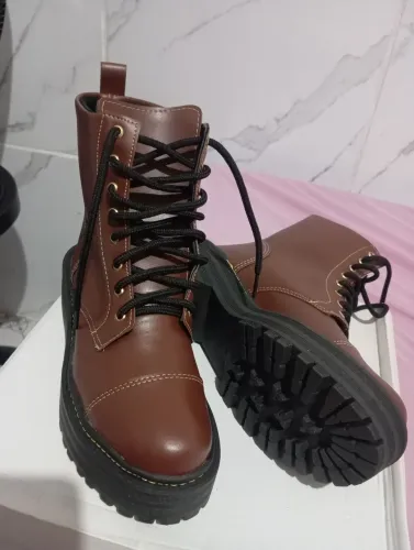 Bota Tratorada marrom número 36