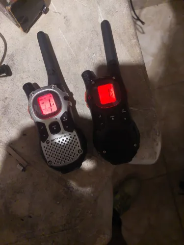 Rádios comunicador Motorola funcionando