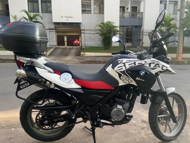 Moto gs650 impecável