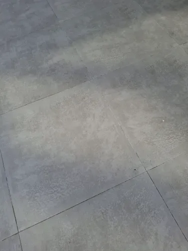 Vendo 3 caixas de piso portinari  91 X 91....e  4 pacotes argamassa 