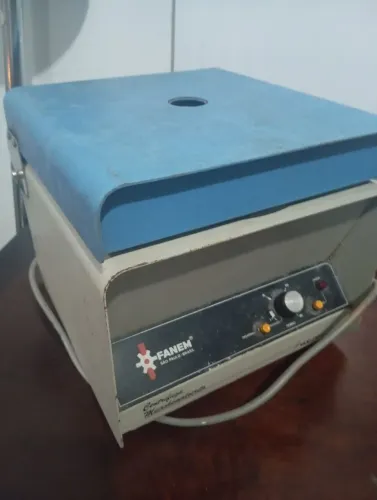 Microcentrífuga Fanen 24 capilares micro-hematócritos 