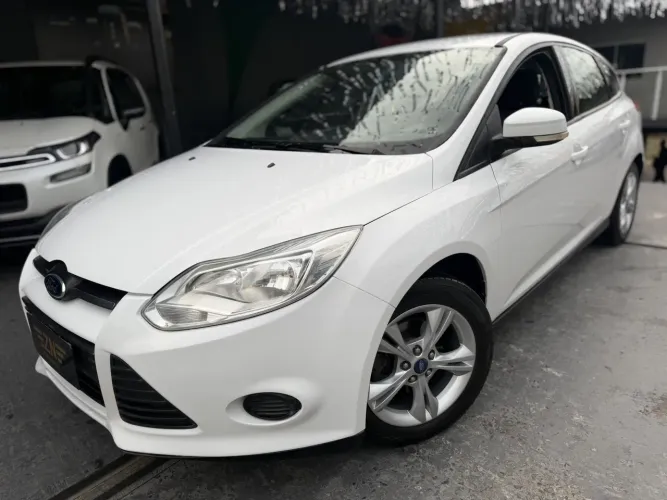 Ford Focus 1.6 S/se/se Plus Flex 8v/16v 5P 2014