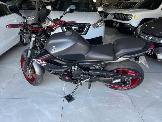 XJ6 2013 impecável