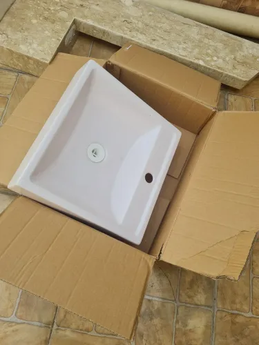 Pedra  bancada para banheiro  com cuba em perfeitas condições compre e ganhe uma cuba extr