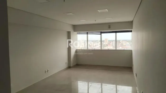 Sala para alugar, Brasil - Uberlândia/MG - Rotina Imobiliária