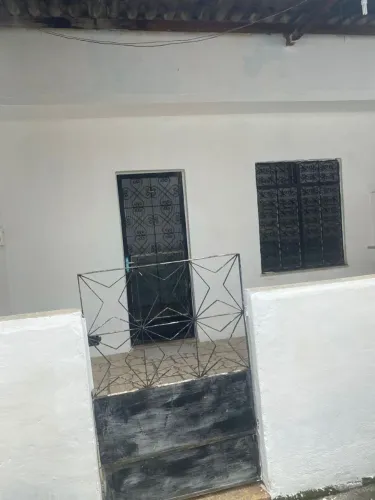 Alugo Quitinete