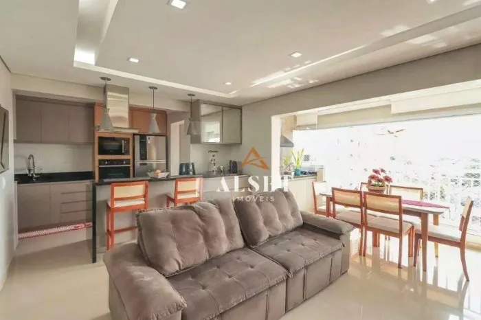 Apartamento com 3 suítes no Tatuapé