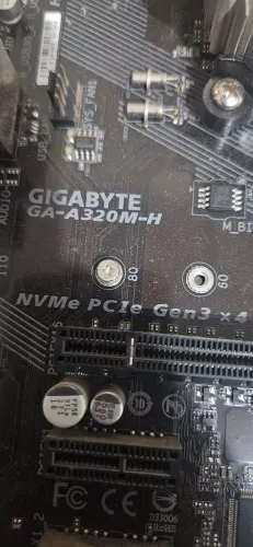 Placa mãe ga-a320m-h semi nova
