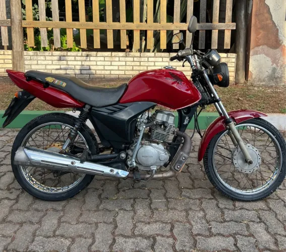 Vendo Honda cg quitada ano 2013