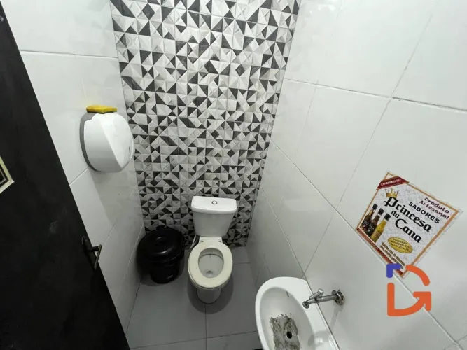 Loja à venda, 112 m² por R$ 350.000,00 - Centro - Rio das Ostras/RJ