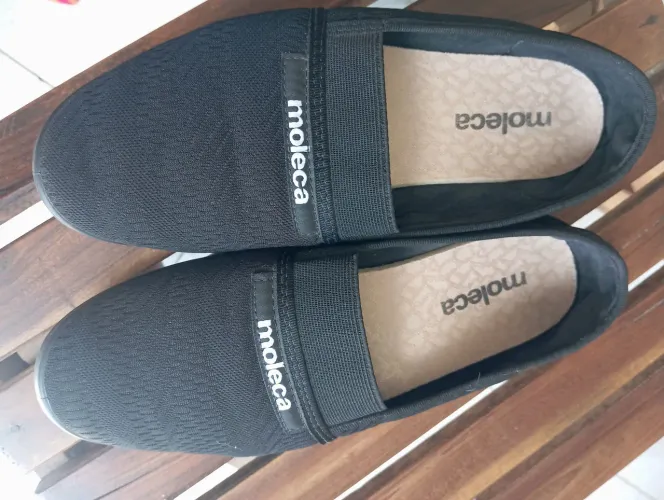 Vende-se Sapato/ sapatilha Moleca 