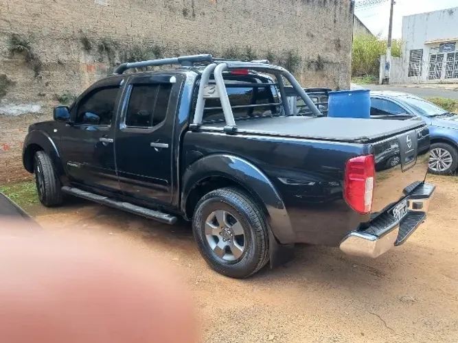 Nissan Frontier SE Attack CD 4X2 2.5 TB Diesel 2013