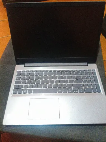 Notebook Lenovo Core i3 8°Geração/ SSD 128GB/ 8GB/