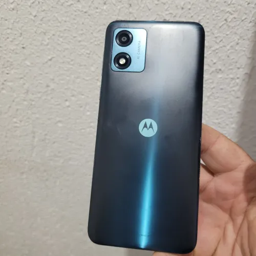 Moto e13 em ótimo estado 