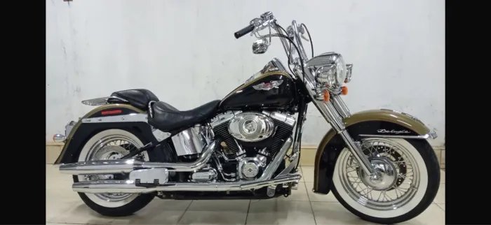 Harley Davidson Deluxe