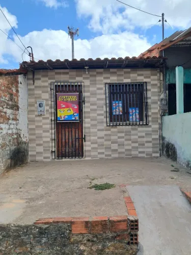 Procura-se corretor de imóveis para venda de uma casa no Fumacê 