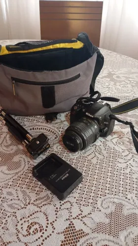 Câmera Fotográfica NIKON D3100