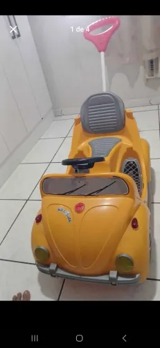 Carrinho de passeio Fuscão. Pouco usado