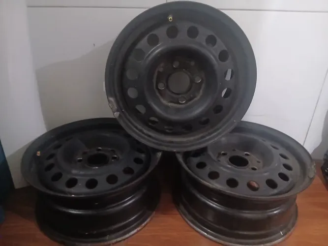 Rodas de ferro aro 14" 4 furos