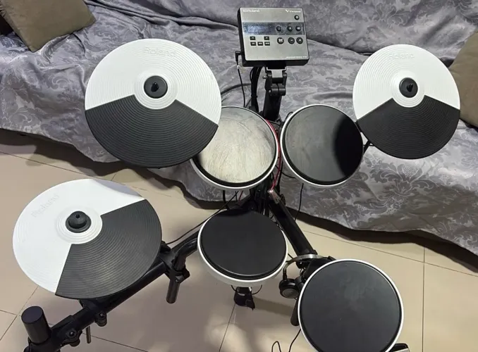 Bateria Eletronica Roland V-Drums TD-02