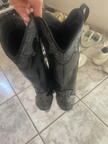 Bota com strass