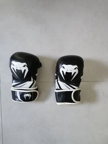 Venum Challenger 3.0 Sparring Gloves<br>