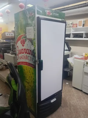 GELADEIRA EXPOSITORA