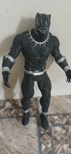 Boneco gigante phantera negra 45cm