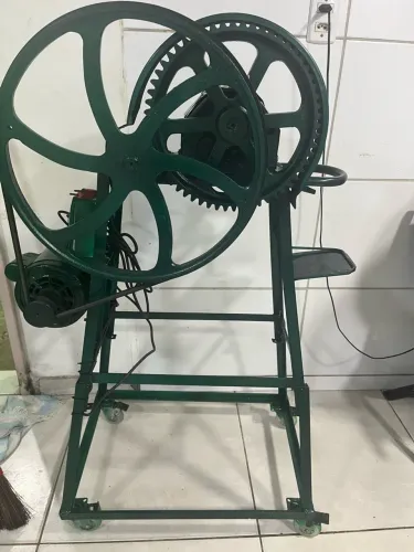 Vendo engenho de cana