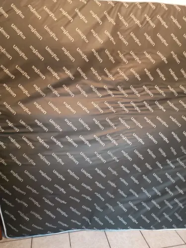 Vendo colchão 1,98 x 1,98  Umaflex. Usado.