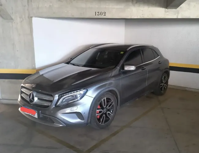 Mercedes-Benz GLA 200 Adv. 1.6/1.6 TB 16V Flex Aut. 2015