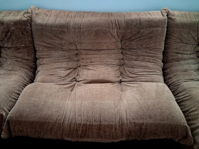 Sofá 2 lugares estilo Togo em boucle