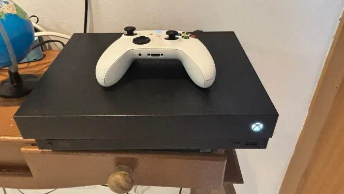 X box One X