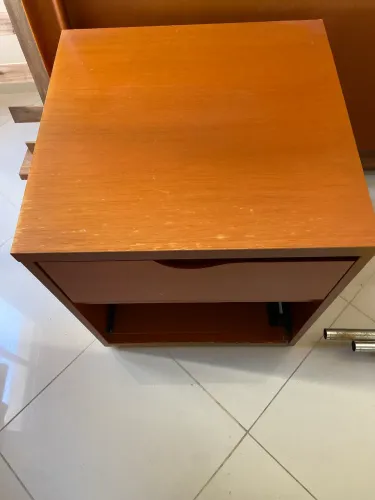 Criado mudo