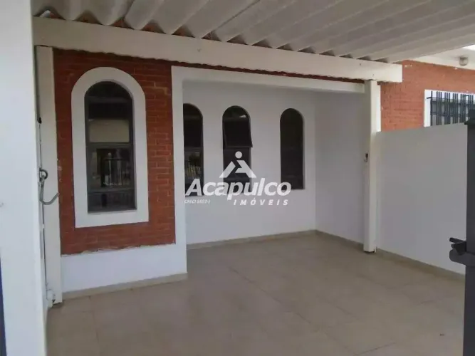 Casa para alugar com 2 quartos e 1 vaga de garagem no Jardim Girassol em Americana/SP.